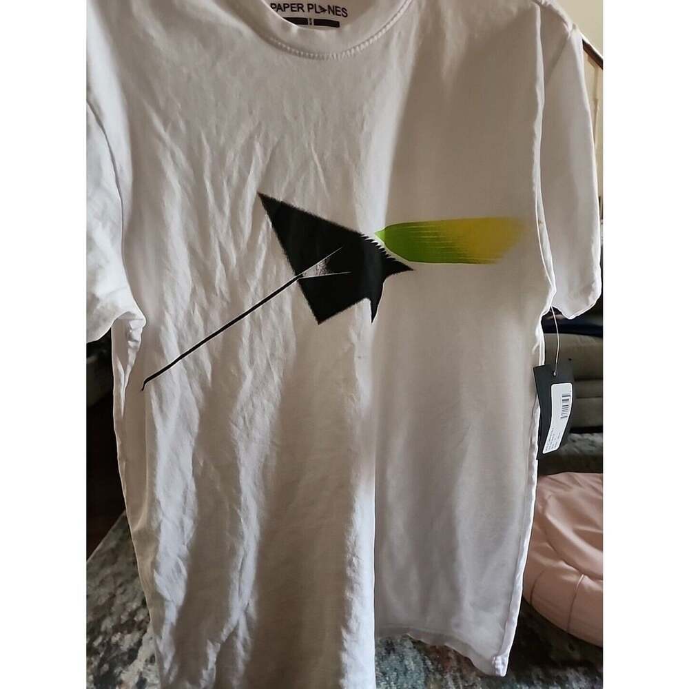 Paper Planes One Goal Infinite Possibilities Sz Small NWT CR5 Excellent Shirt